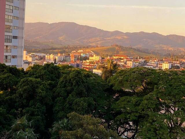 #107 - Apartamento para Venda em São João da Boa Vista - SP