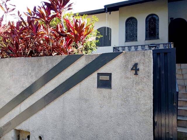 #132 - Casa para Venda em São João da Boa Vista - SP