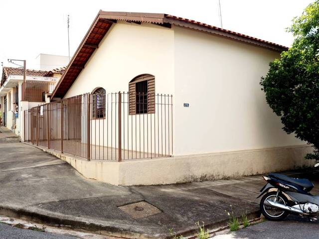 #148 - Casa para Venda em São João da Boa Vista - SP